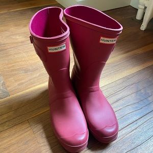 Hunter short rain boots